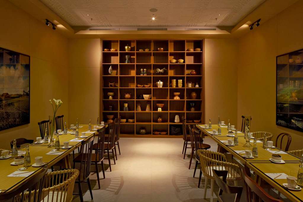 Artotel Gelora Senayan Jakarta Restaurant photo