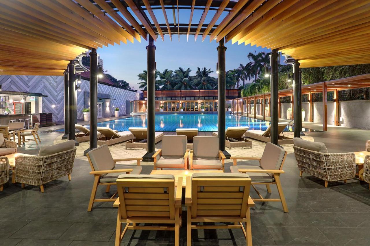 Artotel Gelora Senayan Jakarta Exterior photo